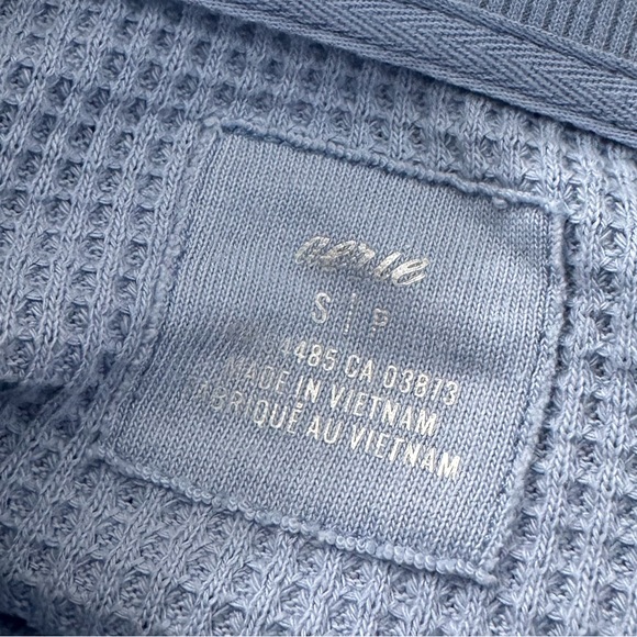 Aerie top - Picture 2 of 3